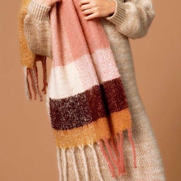 Soft Thick Plaid Oblong Scarf - Picture 6 of 8